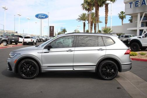Pyrite Silver Metallic 2022 Volkswagen Tiguan 2.0T SE R-LINE BLACK