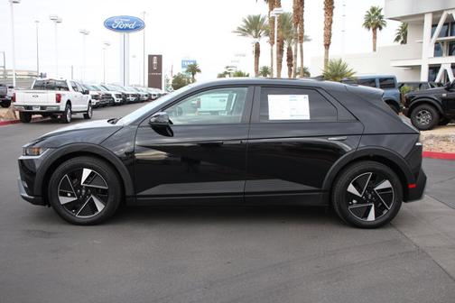 2025 Hyundai IONIQ 5 SE STANDARD RANGE