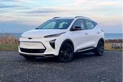 Summit White 2023 Chevrolet Bolt EUV PREMIER