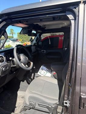 Granite Crystal Clearcoat Metallic 2024 Jeep Wrangler SPORT