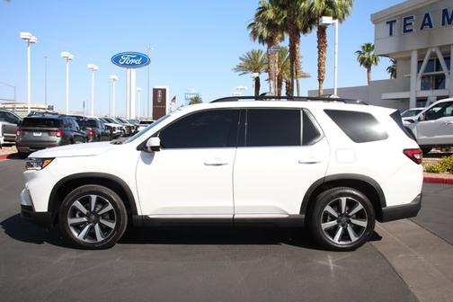 Platinum White Pearl 2025 Honda Pilot TOURING