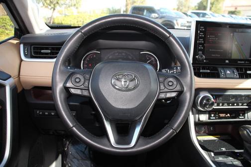 2020 Toyota RAV4 LIMITED