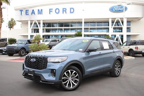 2025 Ford Explorer ST-LINE