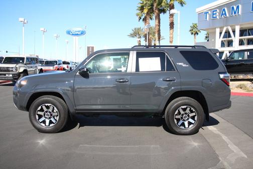 2024 Toyota 4Runner TRD OFF ROAD PREMIUM