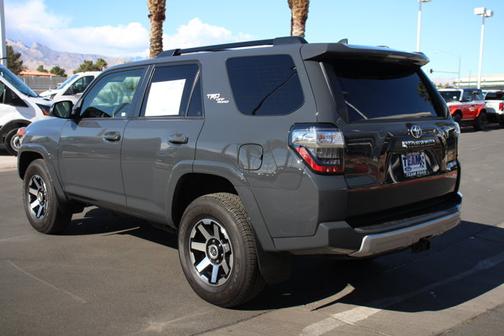 2024 Toyota 4Runner TRD OFF ROAD PREMIUM