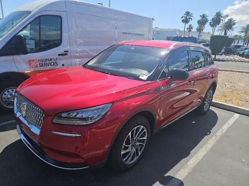 RED CARPET MET TC 2022 Lincoln Corsair STANDARD