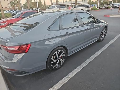 2022 Volkswagen Jetta 2.0T AUTOBAHN