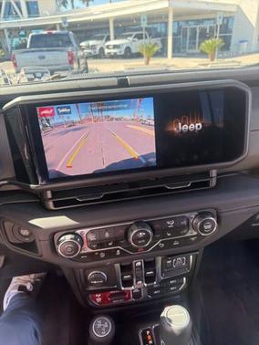 Anvil Clearcoat 2025 Jeep Gladiator MOJAVE