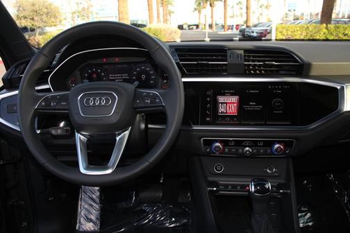2025 Audi Q3 45 S LINE QUATTRO PREMIUM
