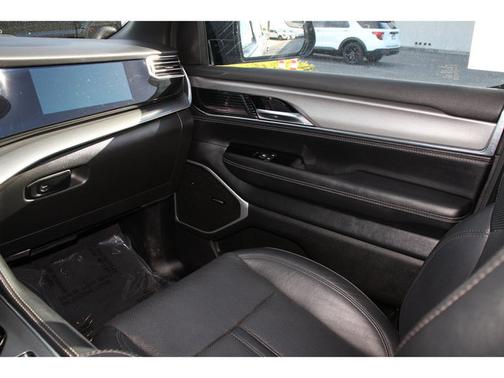 2023 Jeep Wagoneer SERIES II