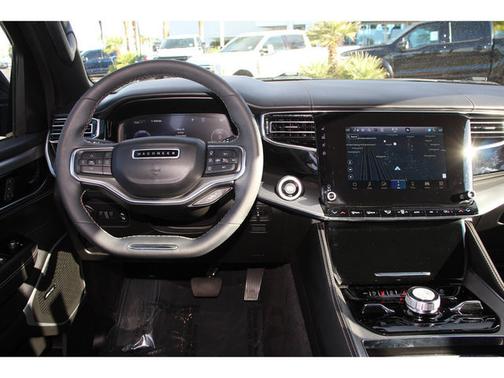2023 Jeep Wagoneer SERIES II