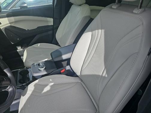 2024 Ford Mustang Mach-E PREMIUM