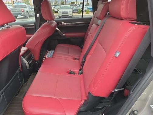2023 Lexus GX 460 BASE