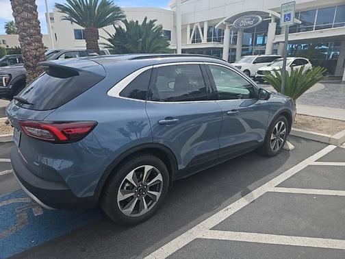 VAPOR BLUE METALLIC 2023 Ford Escape PLATINUM