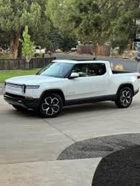 2023 Rivian R1T ADVENTURE QUAD MOTOR LARGE PACK