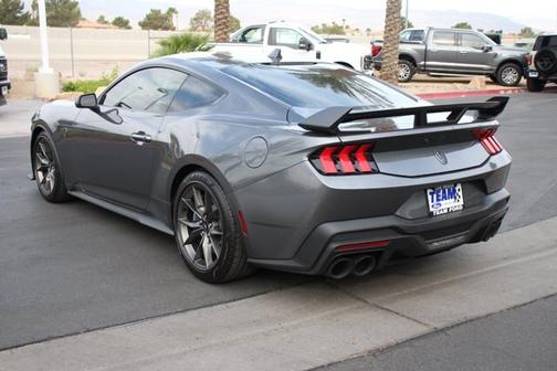 CARBONIZED GRAY METALLIC 2026 Ford Mustang DARK HORSE