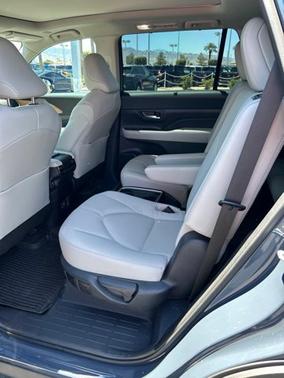 Storm 2025 Toyota Grand Highlander LIMITED