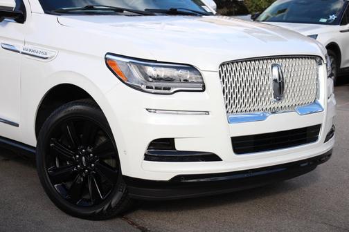 2023 Lincoln Navigator L RESERVE