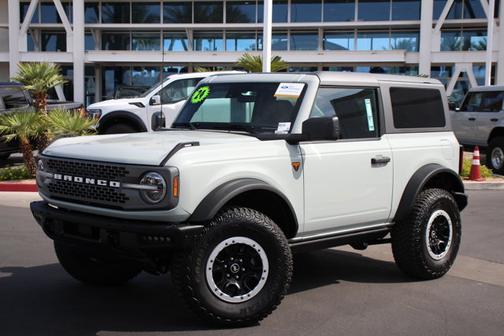 CACTUS GRAY 2024 Ford Bronco BADLANDS