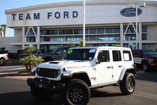 Bright White Clearcoat 2024 Jeep Wrangler RUBICON 392