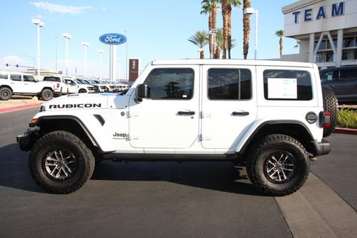 Bright White Clearcoat 2024 Jeep Wrangler RUBICON 392