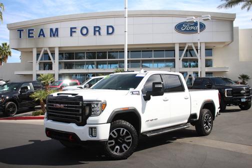 White 2020 GMC Sierra 1500 AT4
