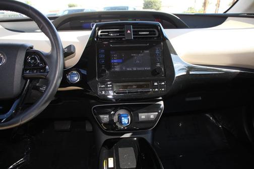 2019 Toyota Prius XLE