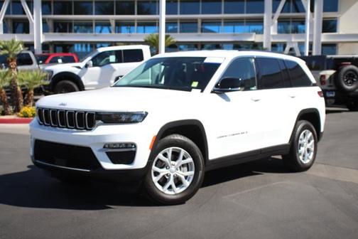 Bright White Clearcoat 2023 Jeep Grand Cherokee LIMITED