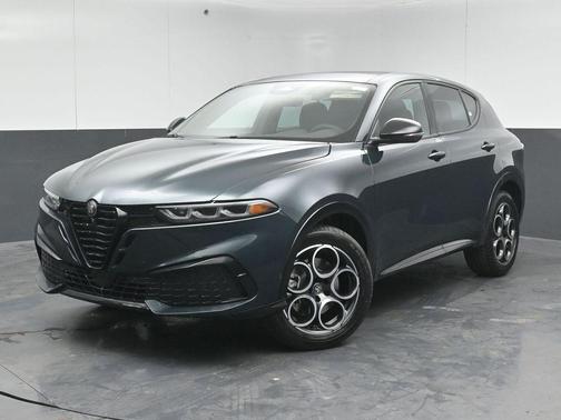 2026 Alfa Romeo Tonale Base