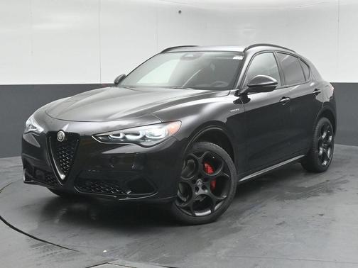 2026 Alfa Romeo Stelvio Base