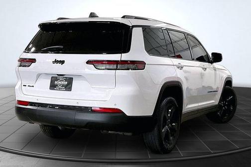 Bright White Clearcoat 2021 Jeep Grand Cherokee L Altitude