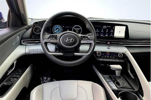 2025 Hyundai ELANTRA HEV Limited