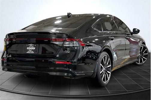 2023 Honda Accord Hybrid Touring