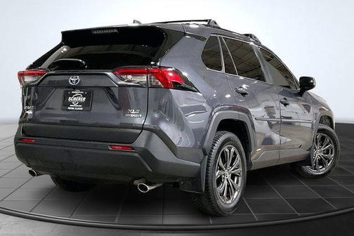 2022 Toyota RAV4 Hybrid XLE Premium