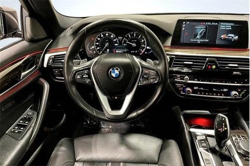 2018 BMW 540 540i