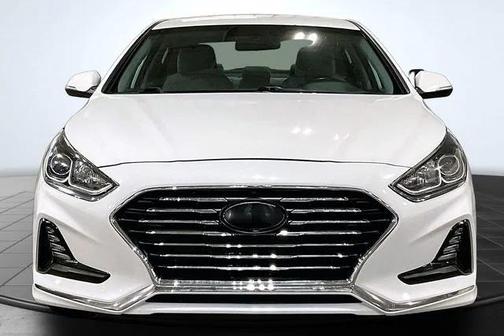 2018 Hyundai SONATA Hybrid SE