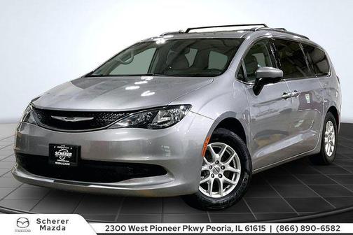 Billet Silver Metallic Clearcoat 2021 Chrysler Voyager LXI