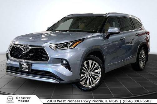 Moon Dust 2022 Toyota Highlander Platinum