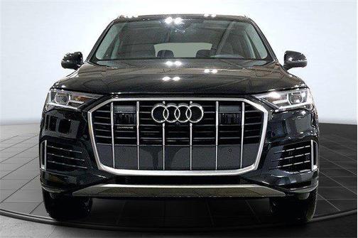 2022 Audi Q7 55 Premium Plus
