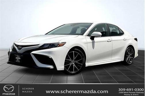 2022 Toyota Camry SE