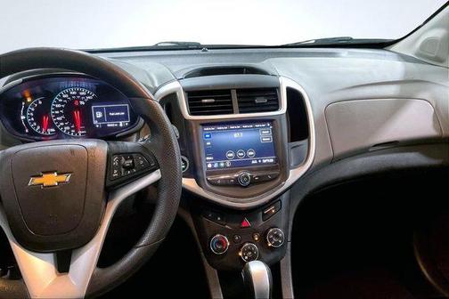 2020 Chevrolet Sonic FWD Hatchback 1FL 5-Door