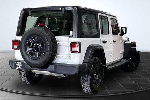Bright White Clearcoat 2022 Jeep Wrangler Unlimited Sport