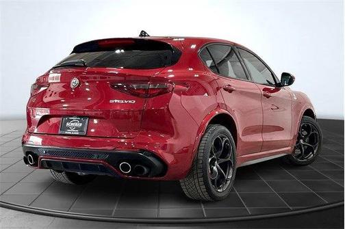 2019 Alfa Romeo Stelvio Quadrifoglio