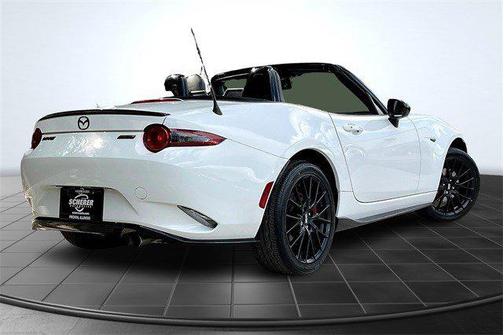 2016 Mazda MX-5 Miata Club