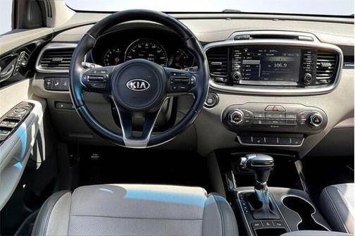 2016 Kia Sorento SX