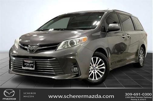 2019 Toyota Sienna XLE