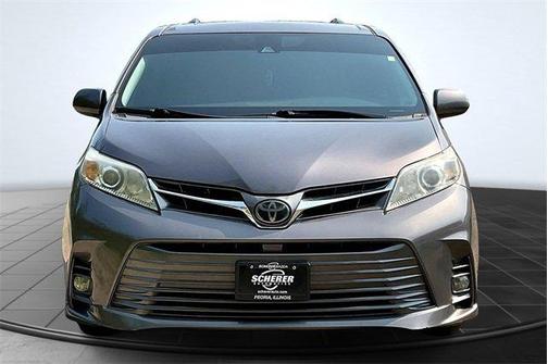 2019 Toyota Sienna XLE