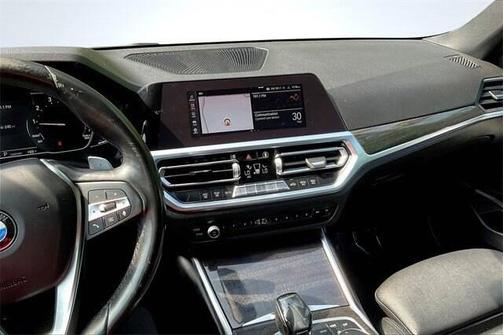 2021 BMW 330 xDrive