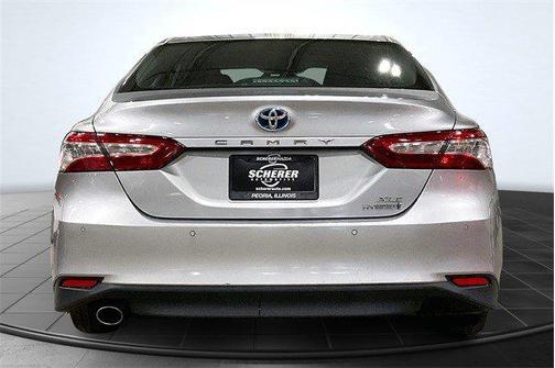 2018 Toyota Camry Hybrid XLE