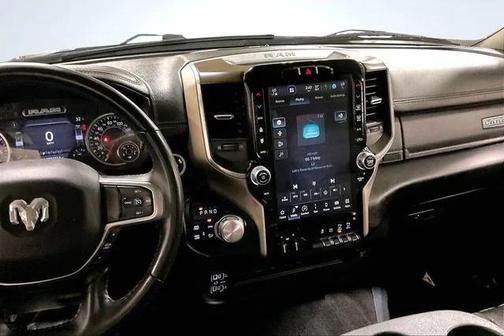 2024 RAM 2500 Laramie Crew Cab 4x4 6'4' Box